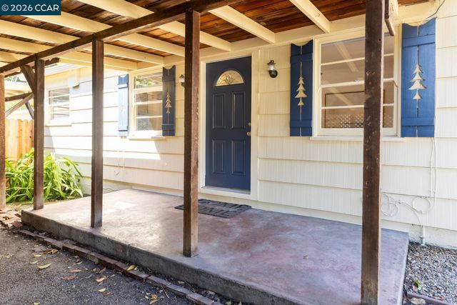 3265 Hillview Ln, Lafayette, CA 94549