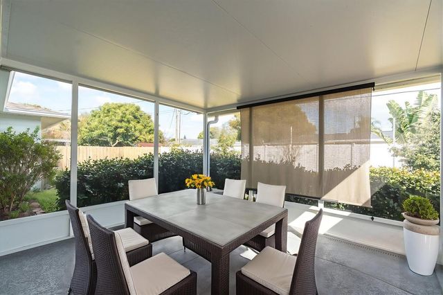 1903 42ND WAY N, St Petersburg, FL 33713