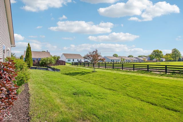 1423 Bigleaf Drive, Sheridan, IN 46069