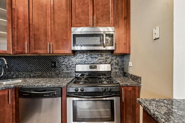 5016 S King Drive 3W, Chicago, IL 60615