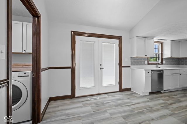 7651 E Stop 11 Road, Indianapolis, IN 46259