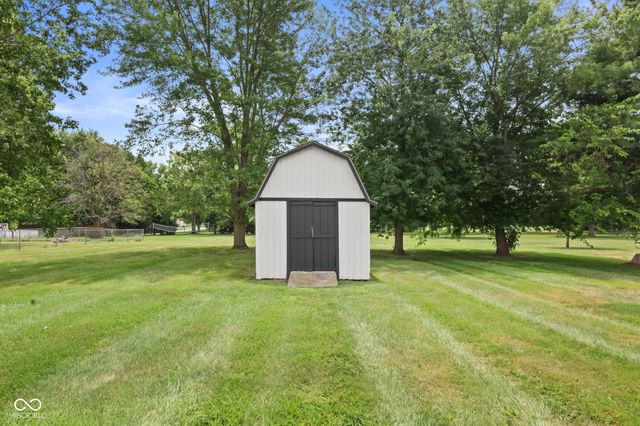 7651 E Stop 11 Road, Indianapolis, IN 46259