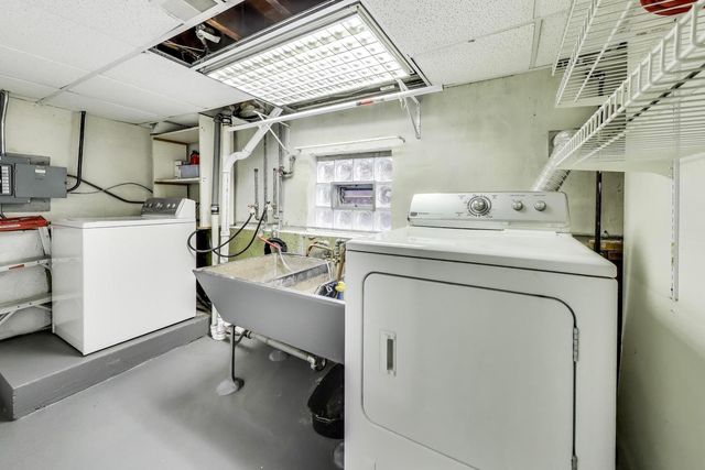 2932 N 77th Court, Elmwood Park, IL 60707