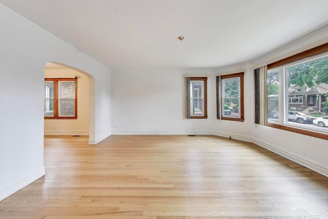 2932 N 77th Court, Elmwood Park, IL 60707