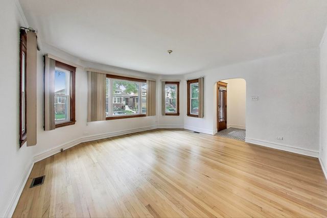 2932 N 77th Court, Elmwood Park, IL 60707