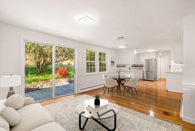 10 Bakers Hill, Weston, MA 02493