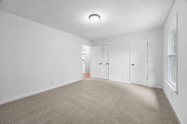 382 Louise Ln, Clarksville, TN 37042