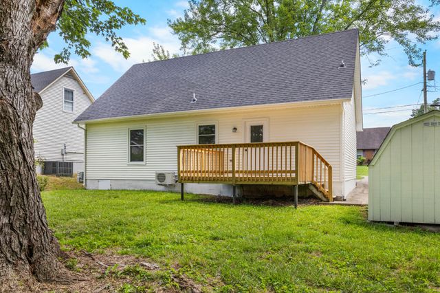 382 Louise Ln, Clarksville, TN 37042