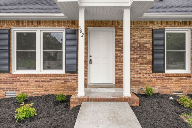 382 Louise Ln, Clarksville, TN 37042