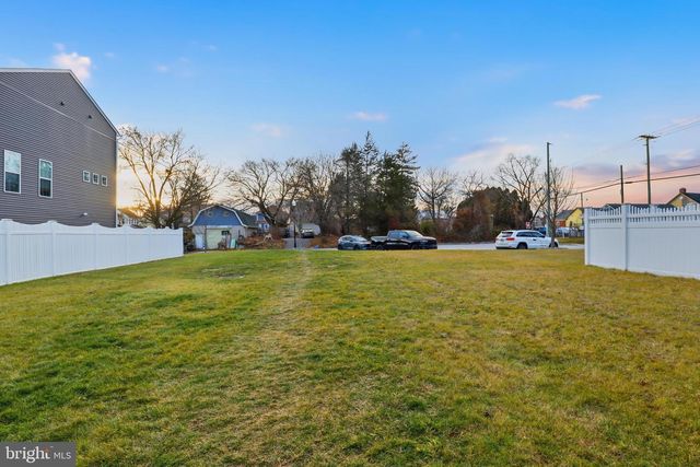 31 S CENTER ST, Hanover, PA 17331