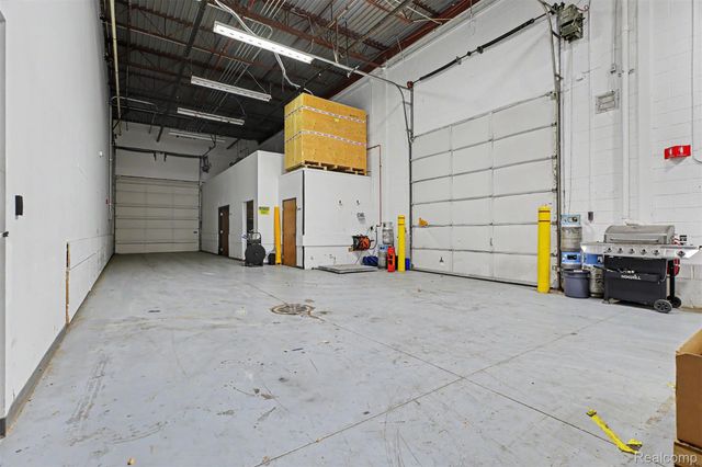 15120 N Commerce Drive B-1, Dearborn, MI 48120