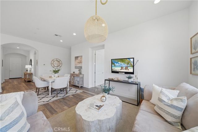 180 Luneta Lane, Rancho Mission Viejo, CA 92694