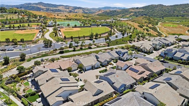180 Luneta Lane, Rancho Mission Viejo, CA 92694