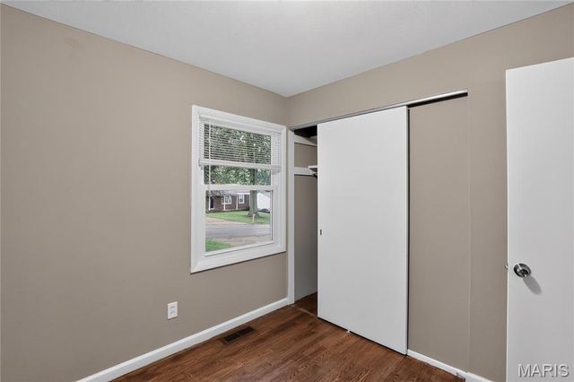 1627 Keelen Drive, St Louis, MO 63136