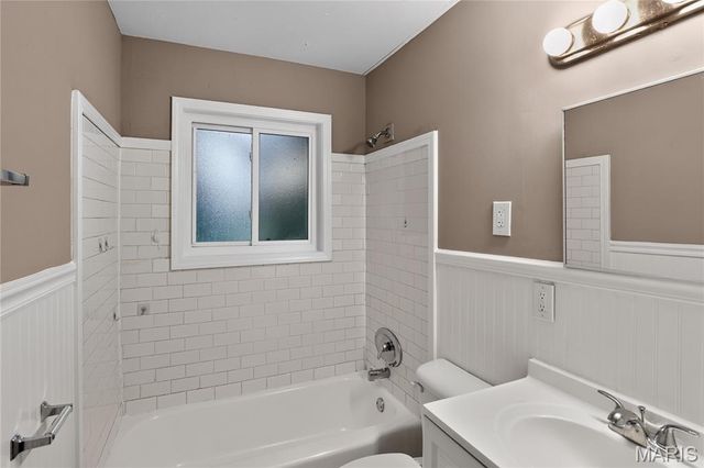 1627 Keelen Drive, St Louis, MO 63136