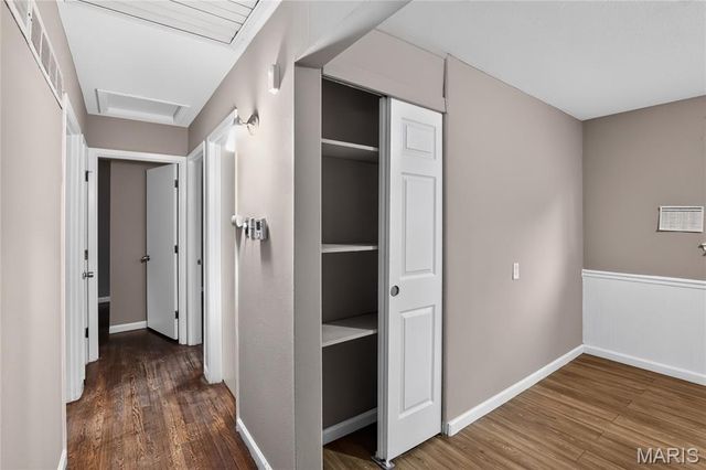 1627 Keelen Drive, St Louis, MO 63136