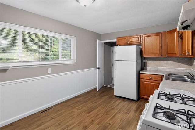 1627 Keelen Drive, St Louis, MO 63136