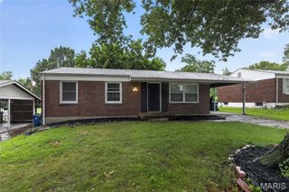 1627 Keelen Drive, St Louis, MO 63136
