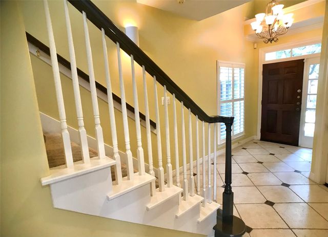 2104 Bancroft Street, Houston, TX 77027