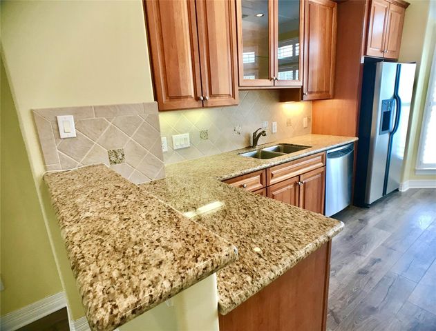 2104 Bancroft Street, Houston, TX 77027