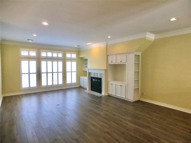 2104 Bancroft Street, Houston, TX 77027
