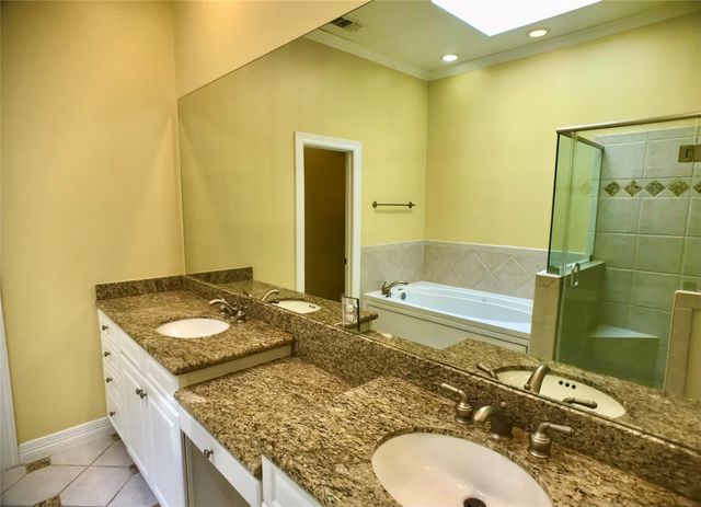 2104 Bancroft Street, Houston, TX 77027
