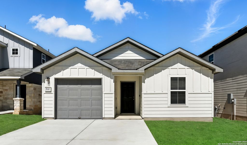 1335 Vallarta Centro, Converse, TX 78109