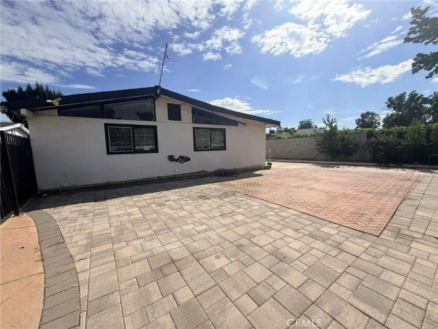 15606 Simonds, Granada Hills, CA 91344