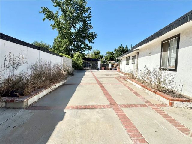15606 Simonds, Granada Hills, CA 91344
