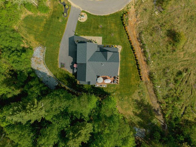 51 Colby Farm Road, Chester, NH 03036