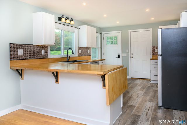 3 Pepperidge Drive, Waterford, CT 06375