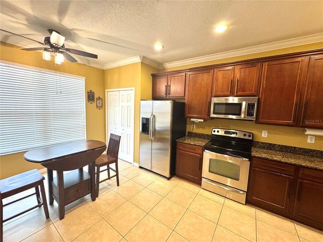 1483 HILLVIEW LANE, Tarpon Springs, FL 34689