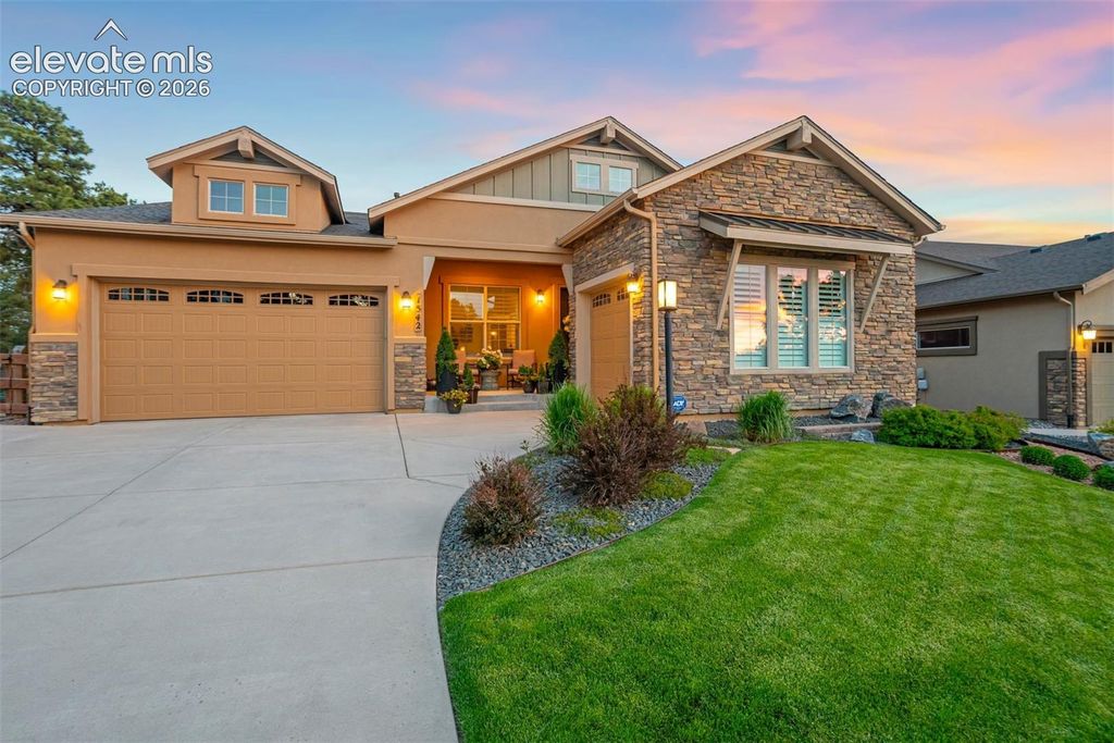 1542 Summerglow Lane, Monument, CO 80132