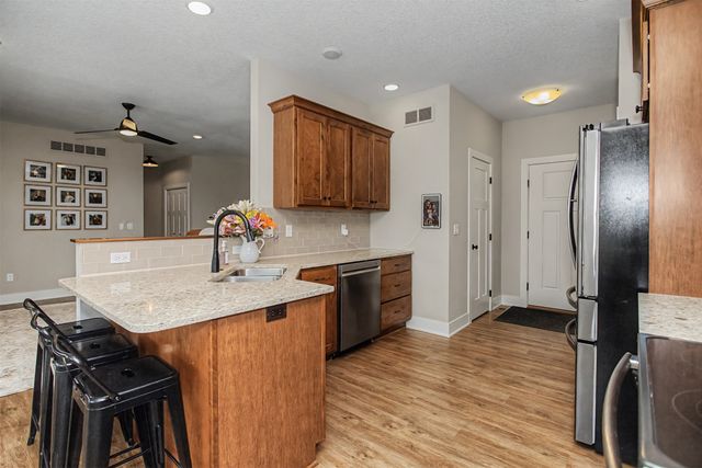 301 Hawthorne Circle, Gilbert, IA 50105