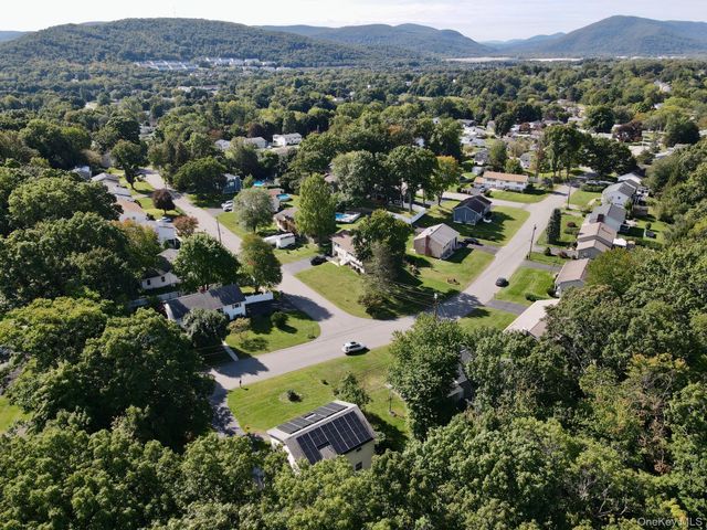 129 Salem Road, Fishkill, NY 12524