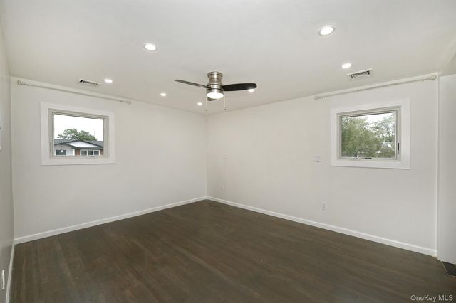 105 N Lewis Avenue, Lindenhurst, NY 11757