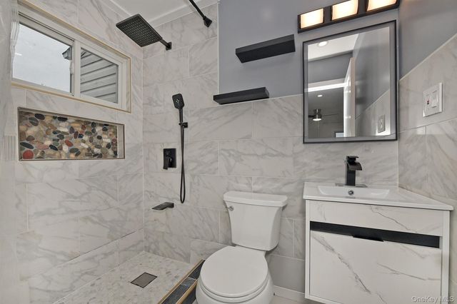 105 N Lewis Avenue, Lindenhurst, NY 11757