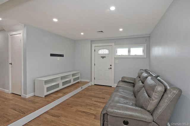 105 N Lewis Avenue, Lindenhurst, NY 11757