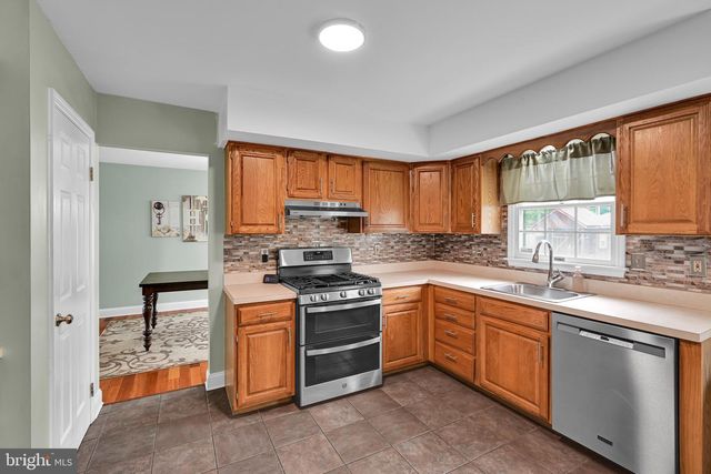 230 HOPE DR, Blandon, PA 19510