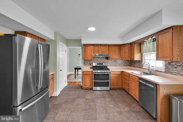 230 HOPE DR, Blandon, PA 19510