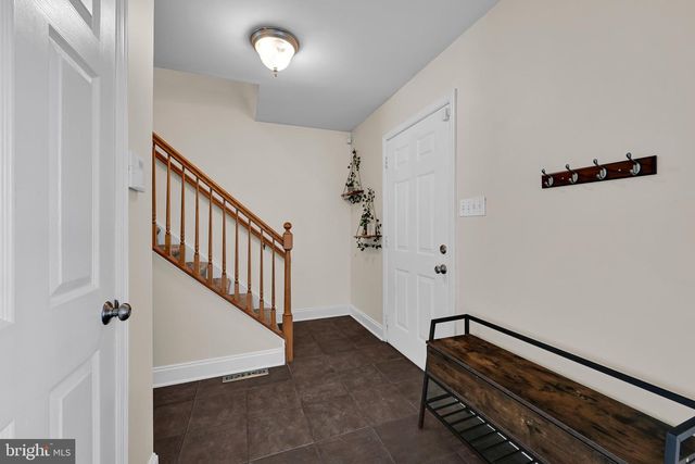230 HOPE DR, Blandon, PA 19510