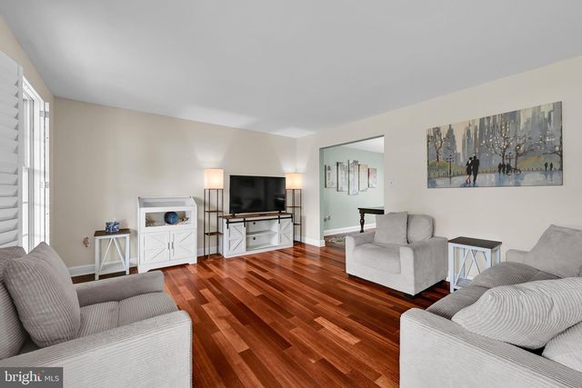230 HOPE DR, Blandon, PA 19510