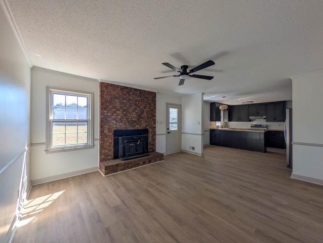 207 Old Salem Road, Moore, SC 29369