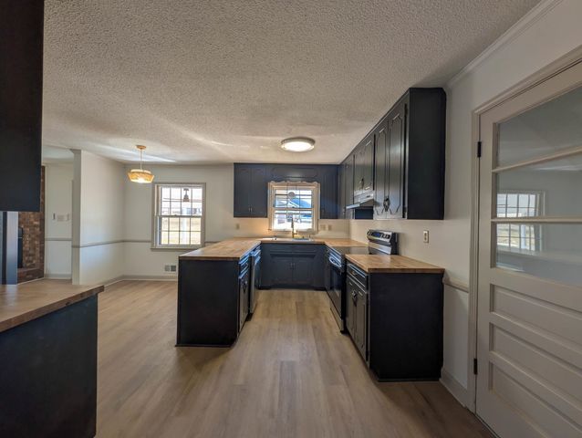 207 Old Salem Road, Moore, SC 29369