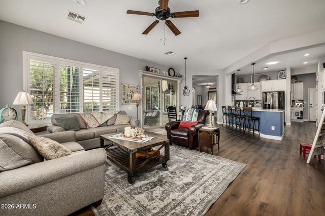 13318 W EL SUENO Court, Sun City West, AZ 85375