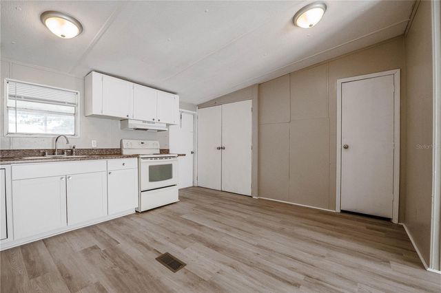 410 AVENUE A WAHNETA E, Winter Haven, FL 33880