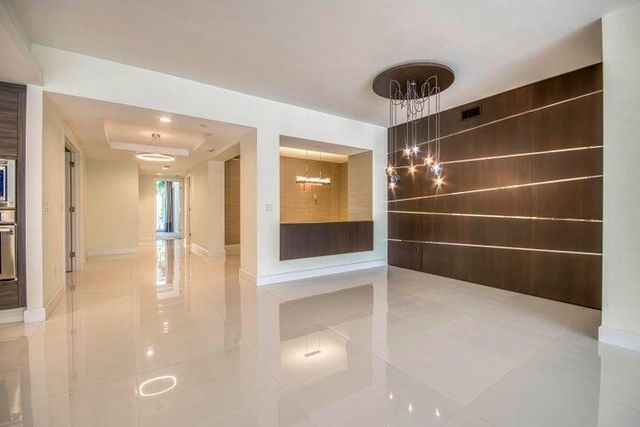 2700 Donald Ross Road 306, Palm Beach Gardens, FL 33410