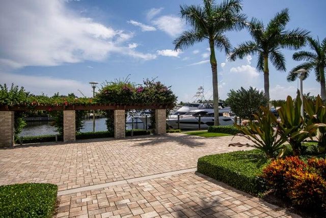 2700 Donald Ross Road 306, Palm Beach Gardens, FL 33410