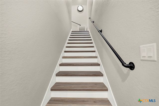 1474 CR 342, La Vernia, TX 78121