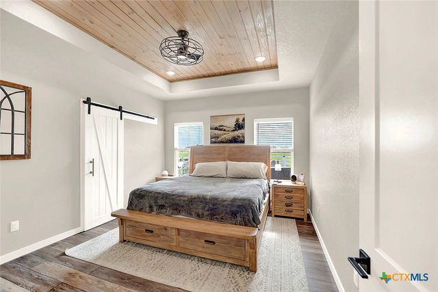 1474 CR 342, La Vernia, TX 78121